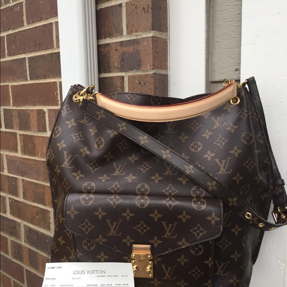 Louis Vuitton Handbags - Louis Vuitton Monogram Metis Hobo Shoulder Bag